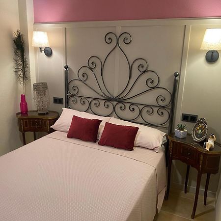 Апартаменты Casa Vistas Conil - Familias Y Parejas Кониль-де-ла-Фронтера Экстерьер фото